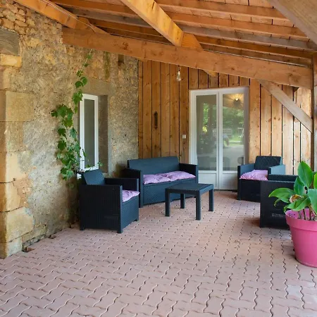 Serene Holiday In Lacapelle-biron With Terrace Lacapelle-Biron