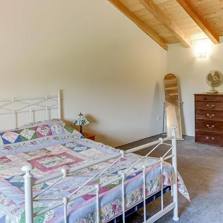 Serene Holiday In Lacapelle-biron With Terrace Dom wakacyjny